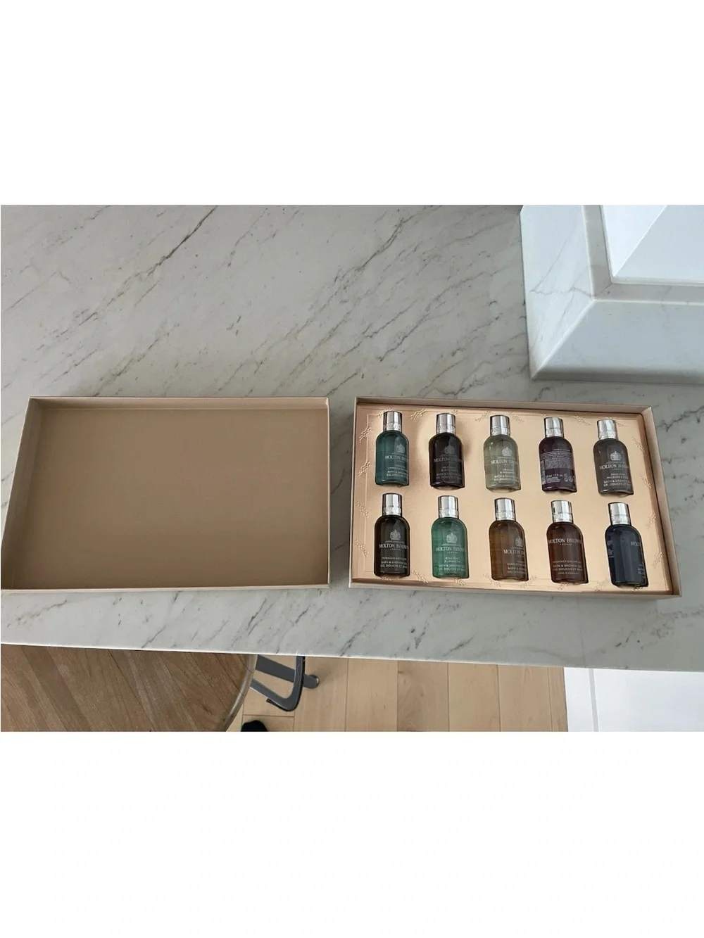 Molton Brown Stocking Filler Gift Set 10x50ml Body Wash Luxury Brand New NIB spa